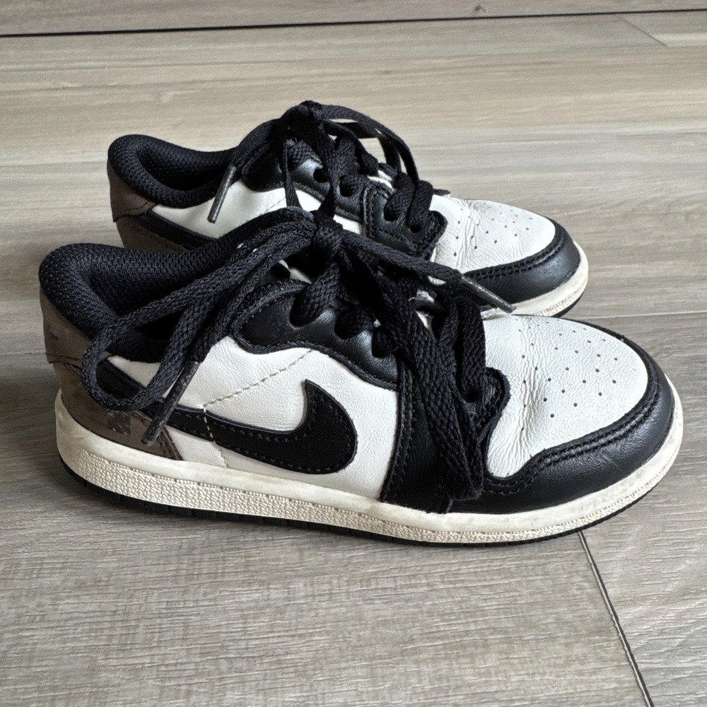 Nike Air Jordan 1 Low 'Mocha' Toddler Kids Sneakers FQ5435-102- Sz 9 C